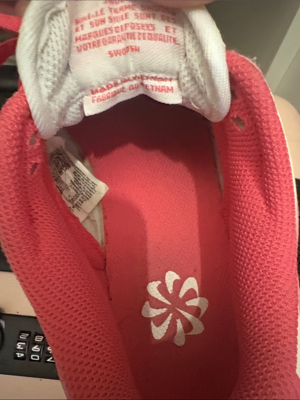 Nike Low-Top Sneakers in Pink and White - Picture 4 of 5